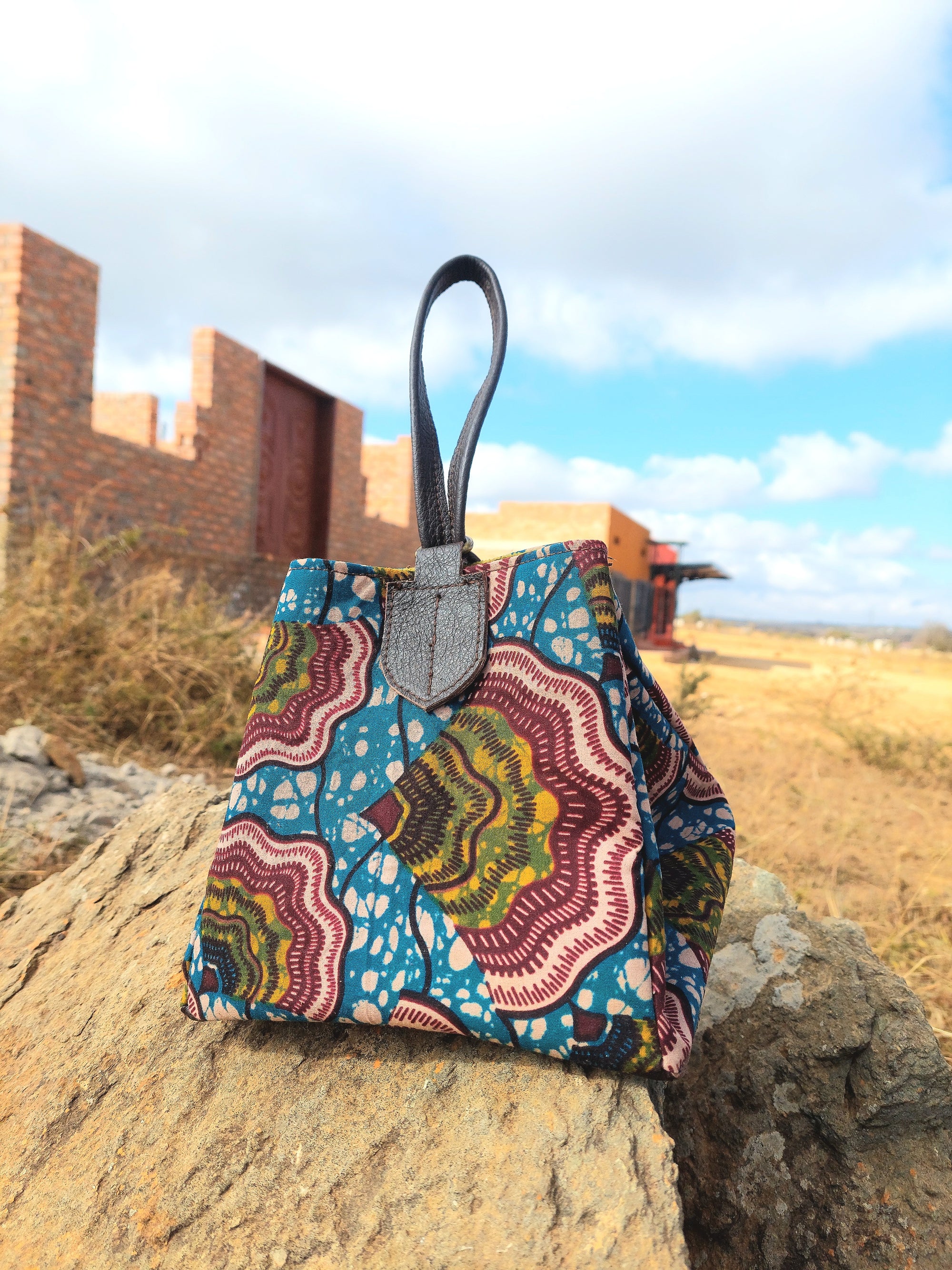Irie Knot Bag