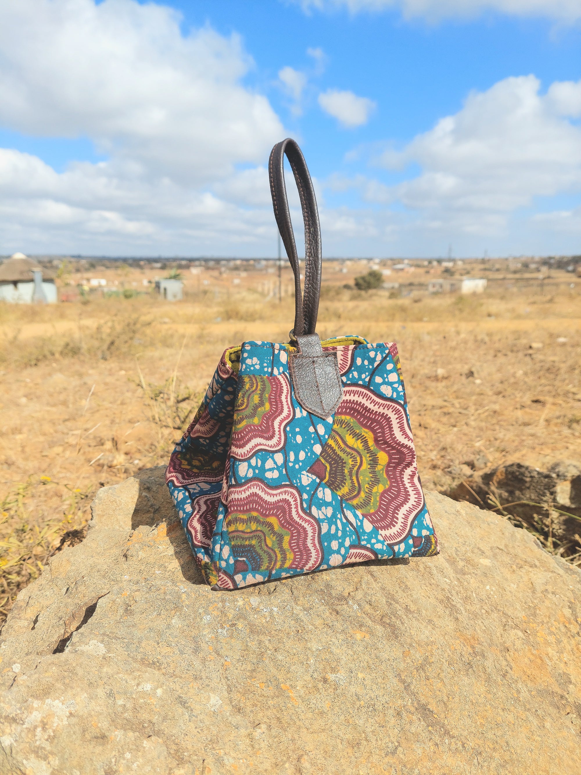 Irie Knot Bag