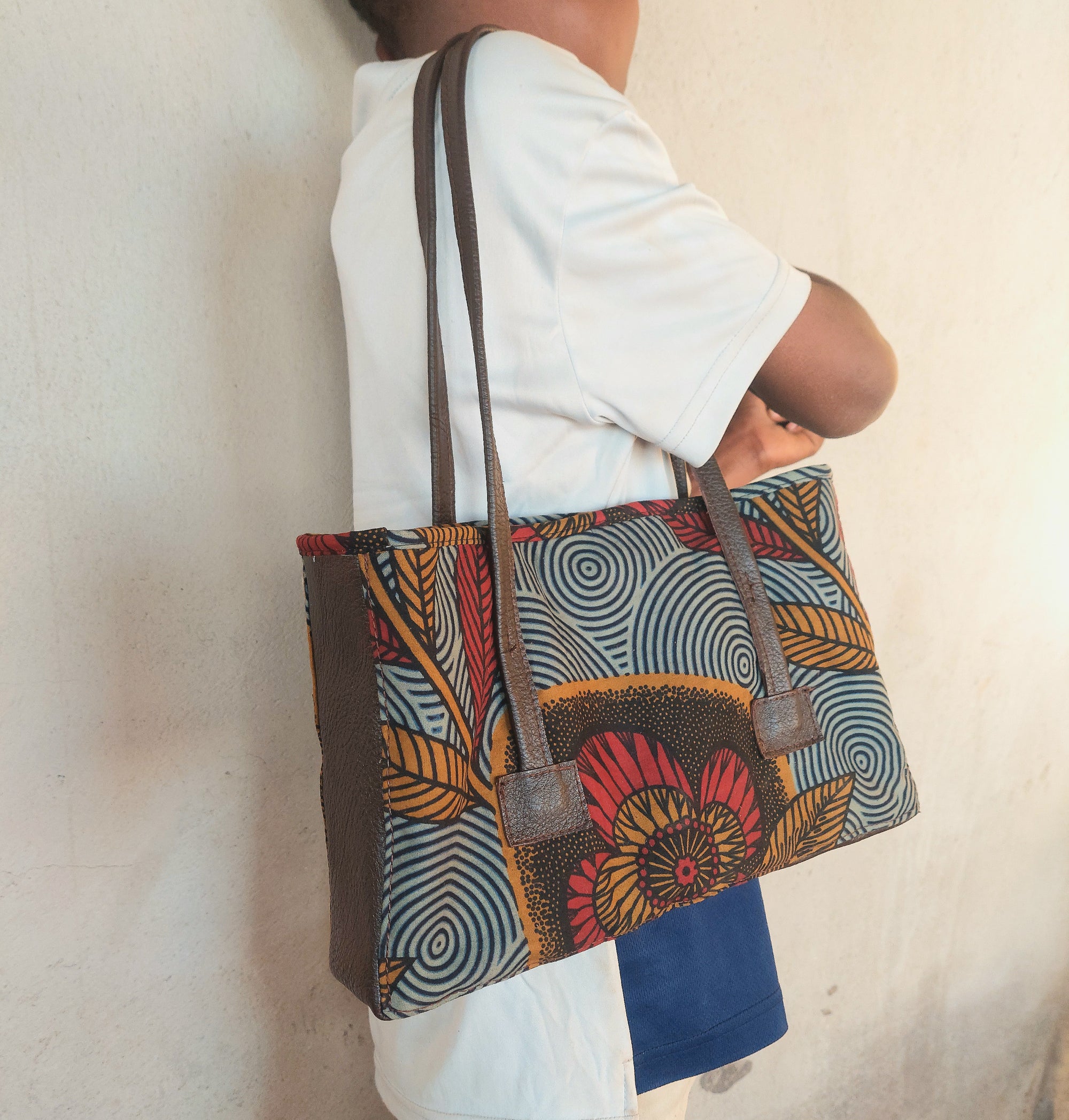 Luba Shoulder Bag