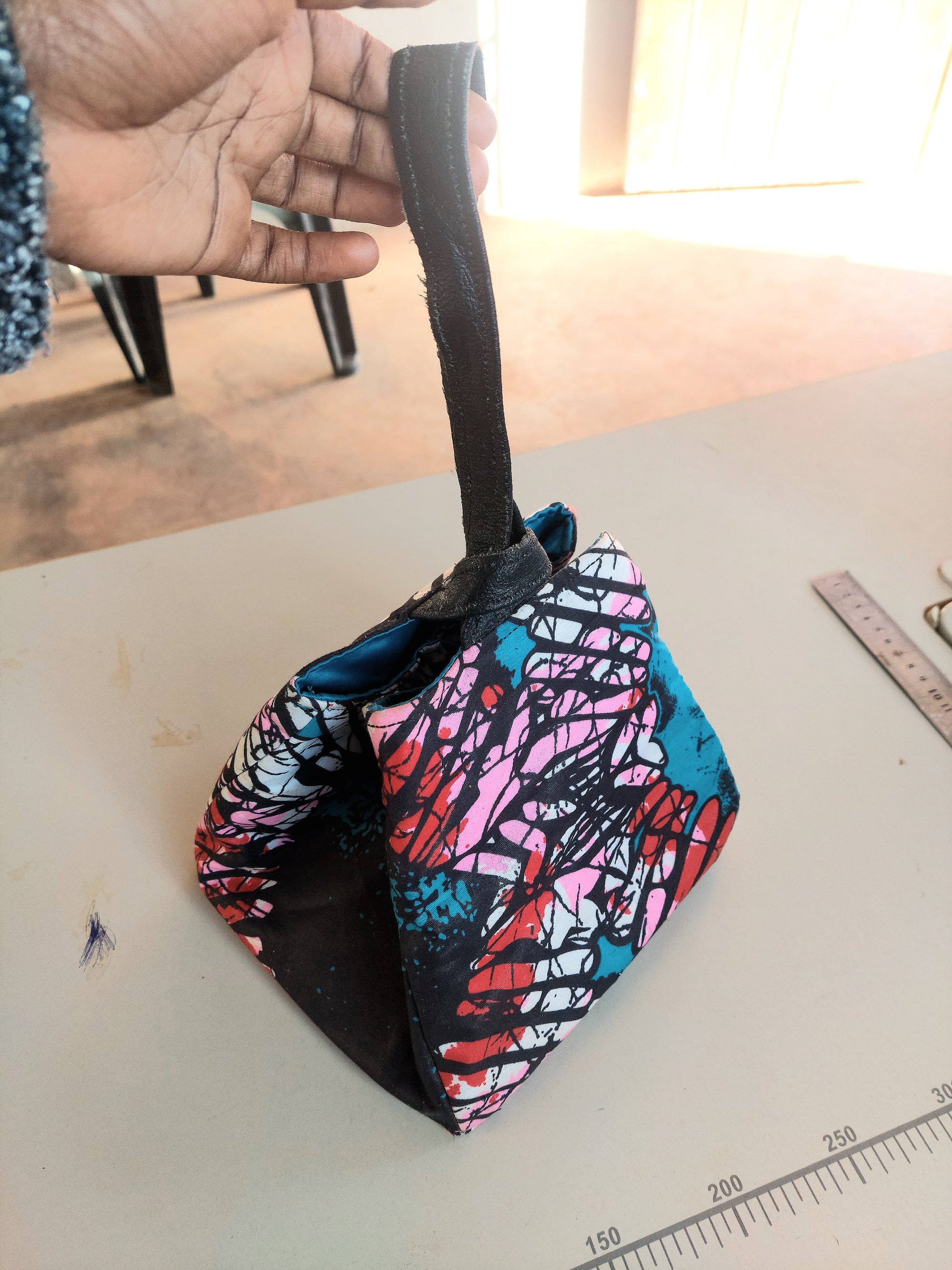 Sal Knot Bag