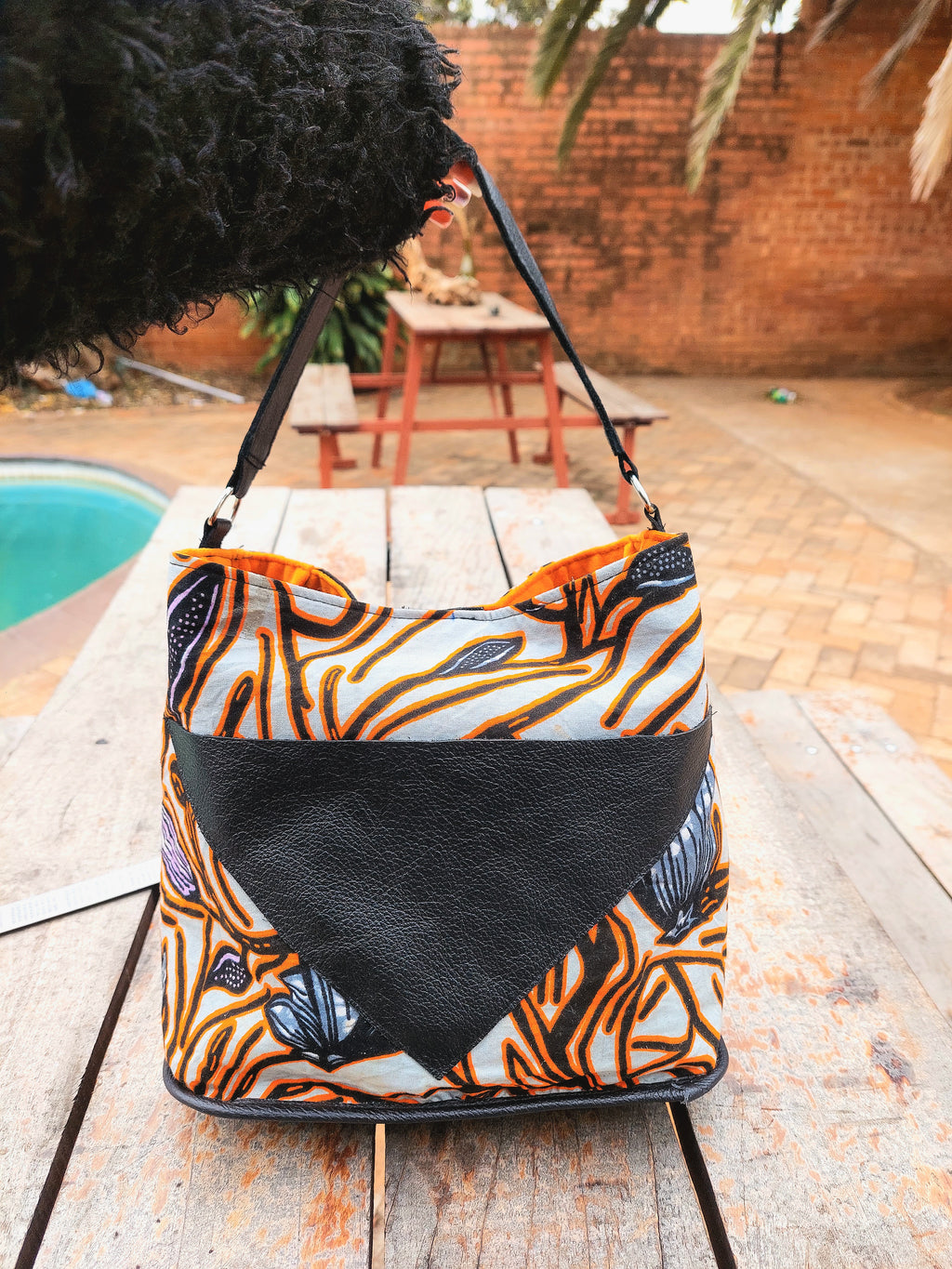 Luana Shoulder Bag