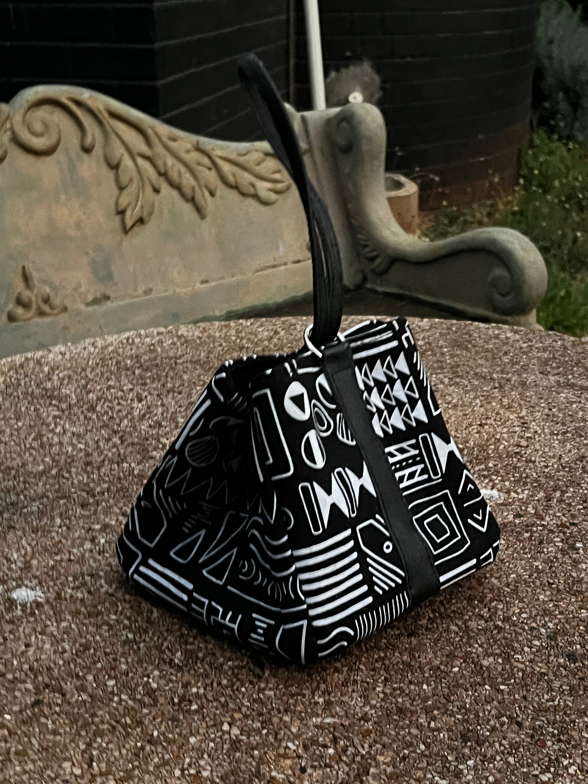 Ntatho Knot Bag