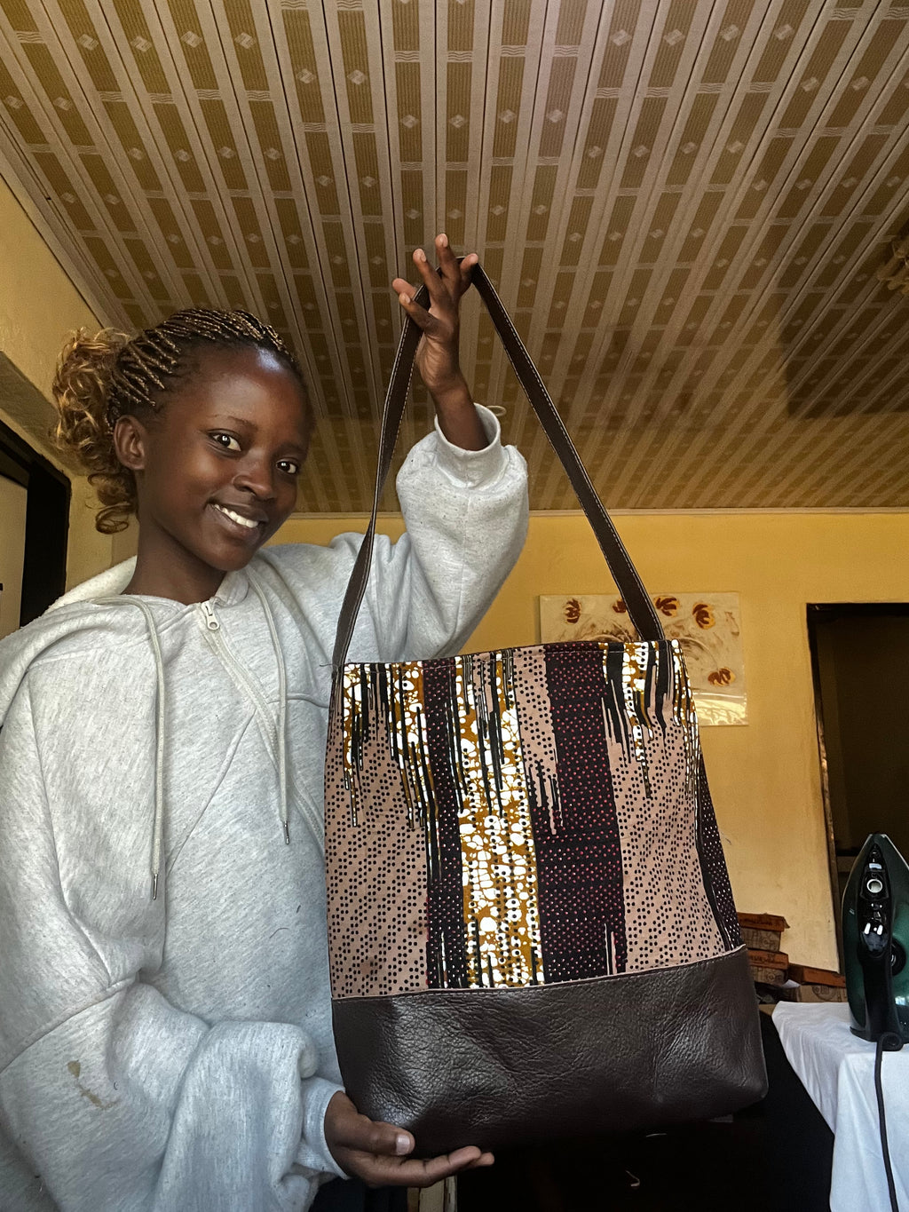 Zolile Shoulder Bag