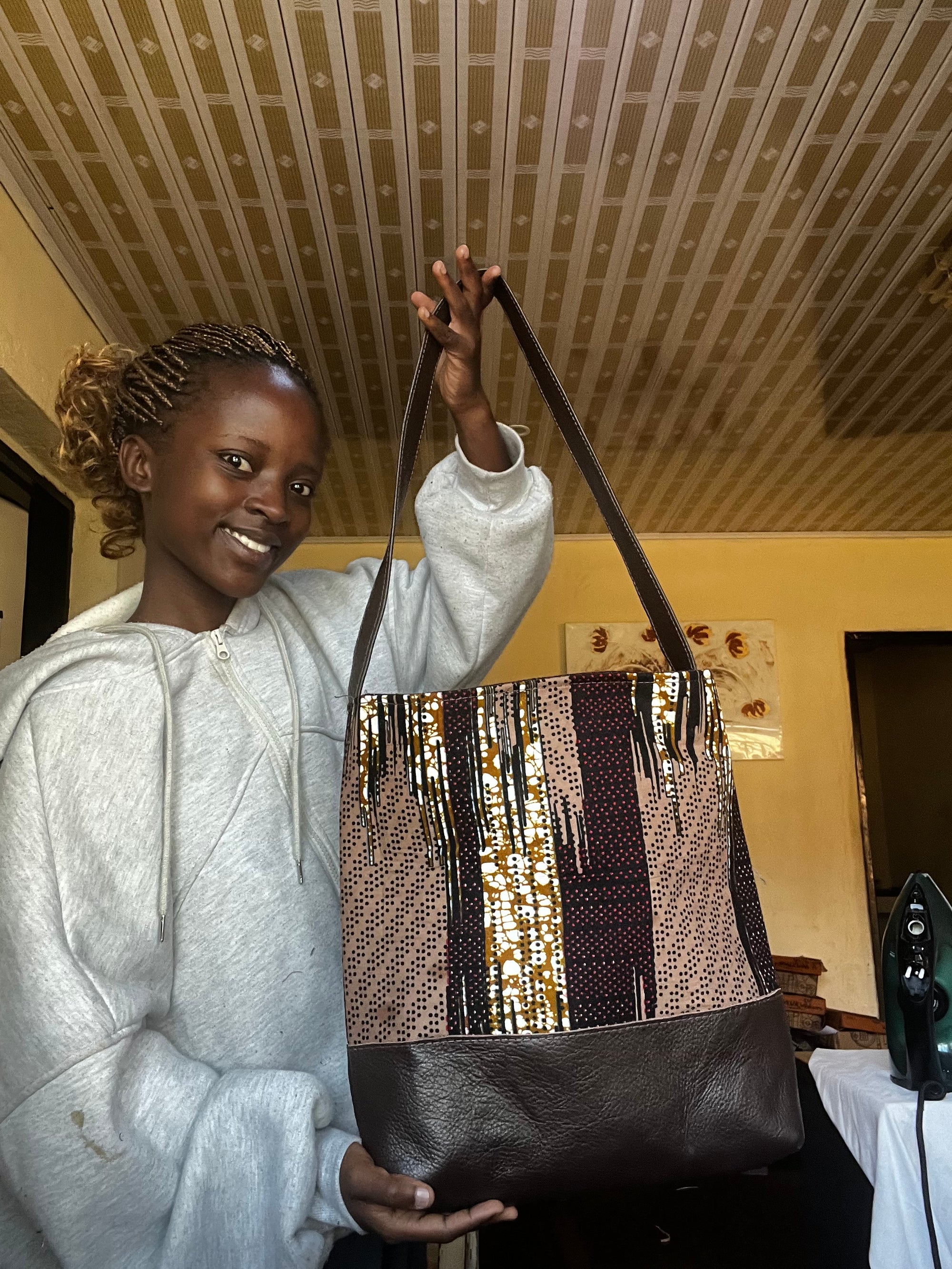 Zolile Shoulder Bag