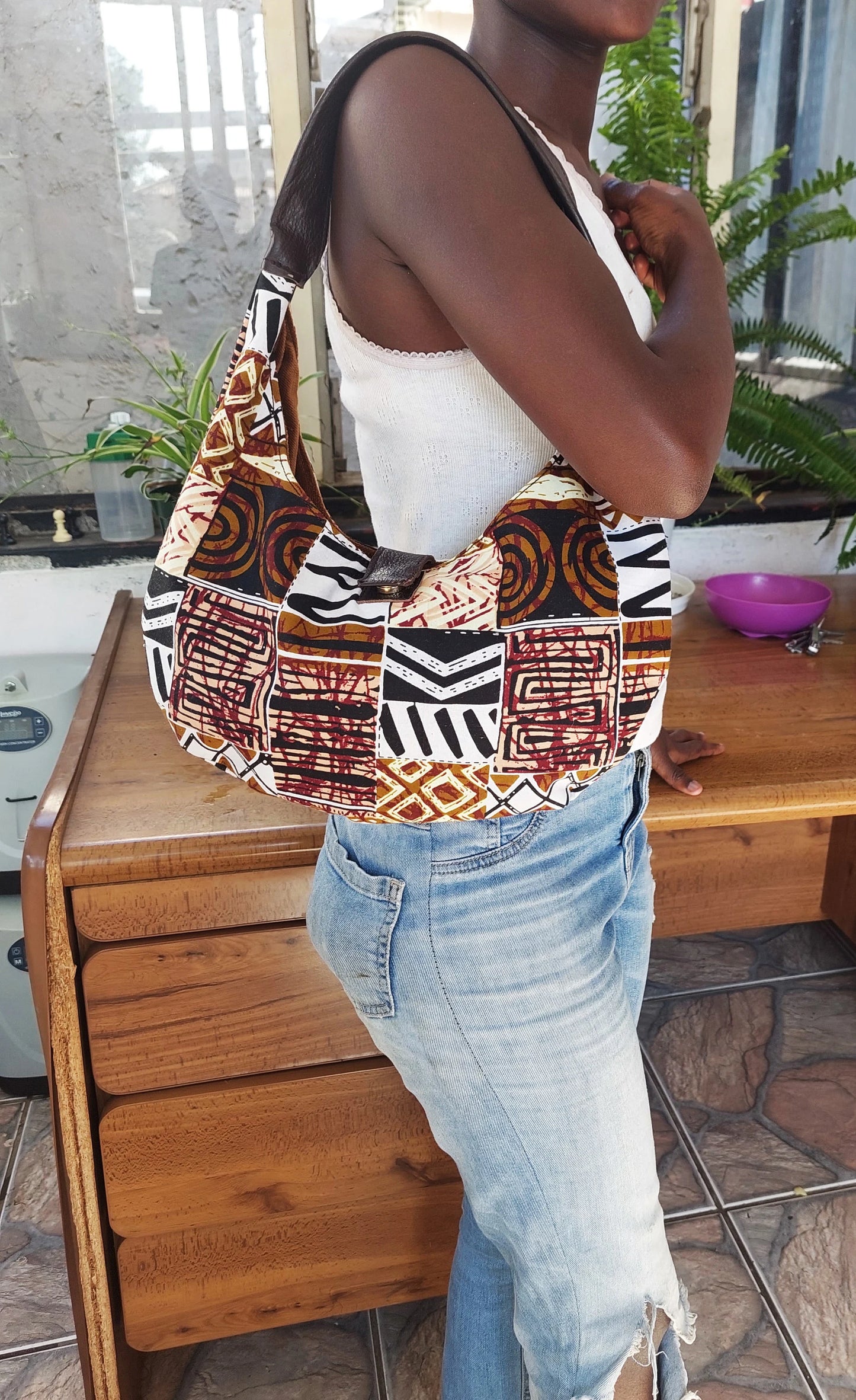 Amaanyi Shoulder Bag