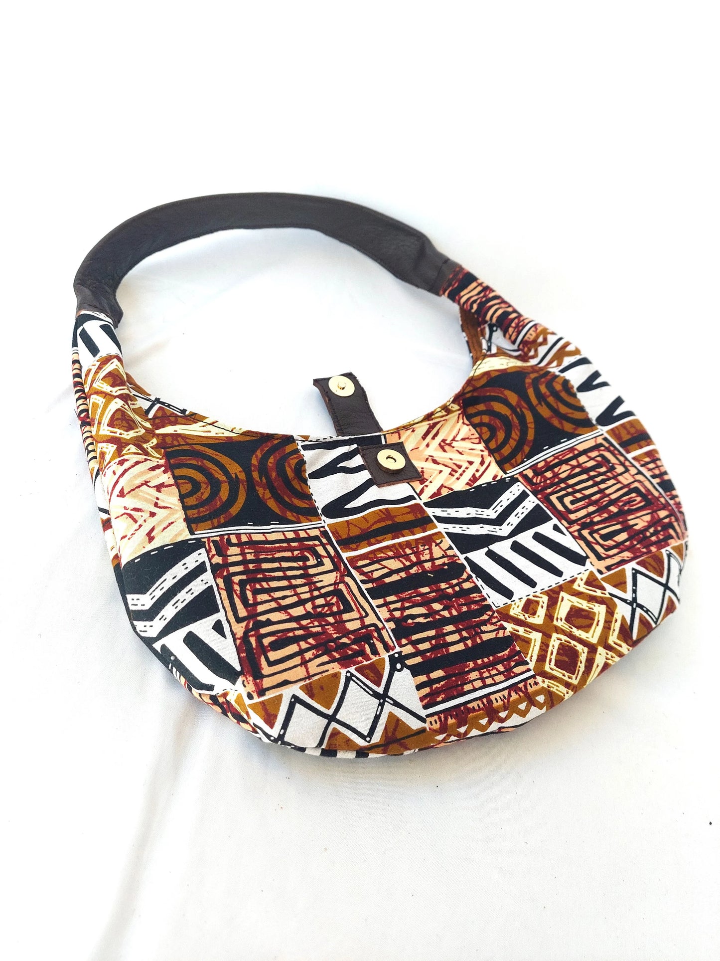 Amaanyi Shoulder Bag