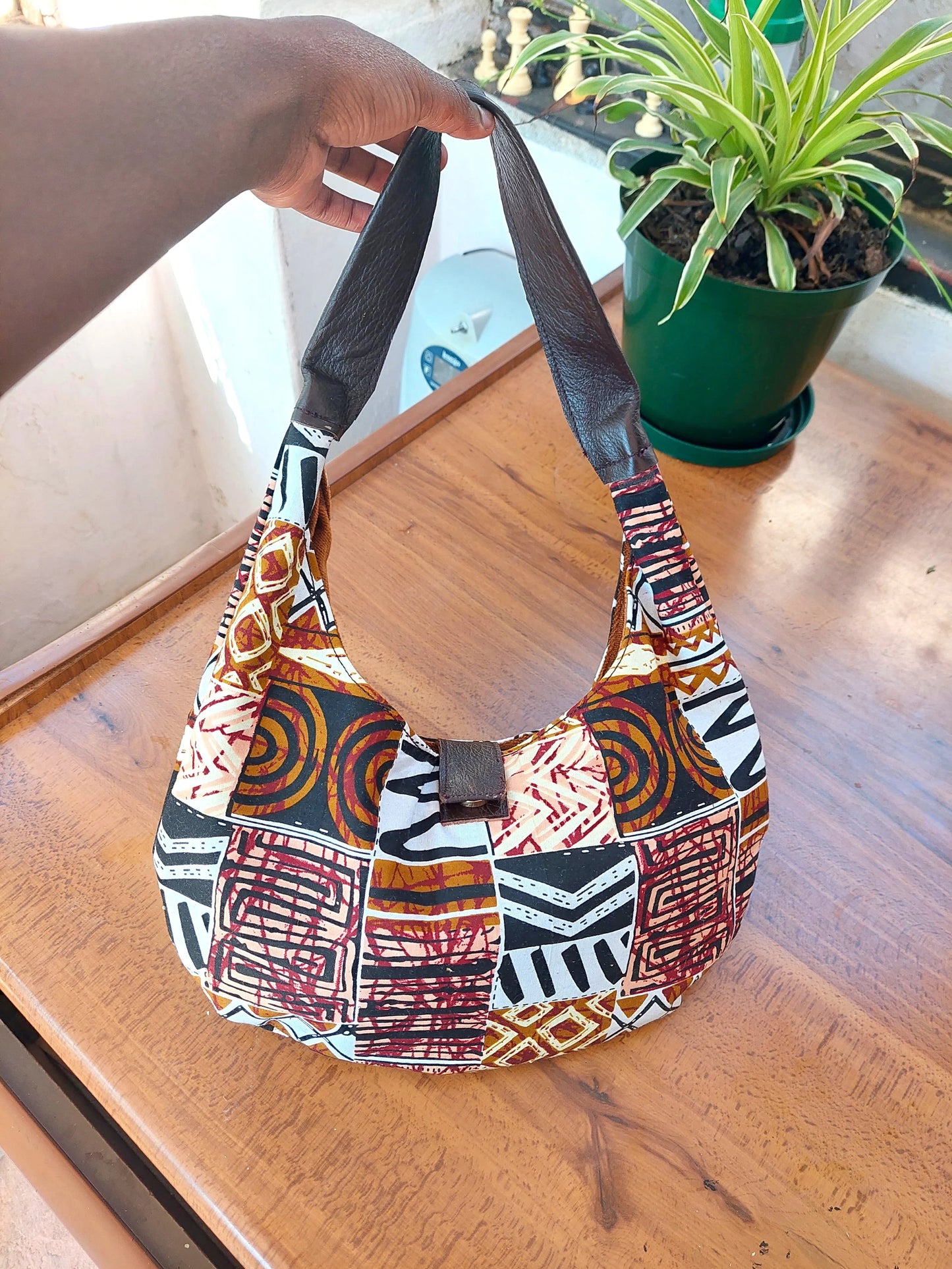 Amaanyi Shoulder Bag